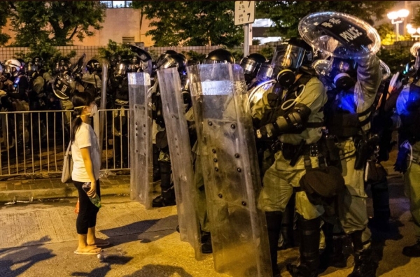 '범죄인 인도법'에 대한 반대로 촉발된 홍콩 시위가 중국 본토 당국의 개입 속에 장기화로 될 것으로 보인다. (사진=@LamYiFei)