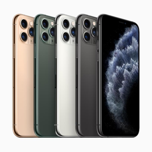 애플이 선보인 아이폰11 프로·프로 맥스 모델. 미드나이트 그린, 스페이스 그레이, 실버, 골드 등 네 가지 색상으로 출시된다 (사진=애플)