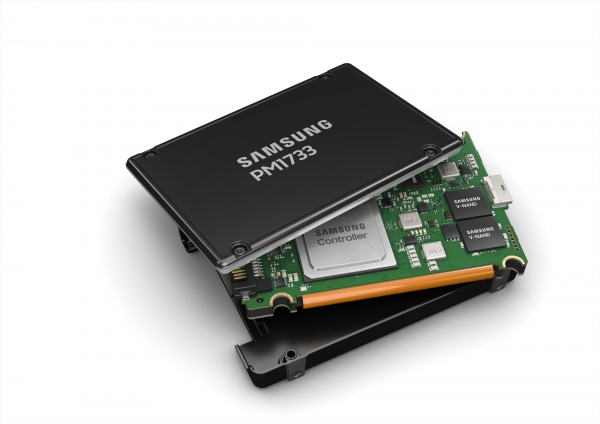 삼성전자의 초고용량 SSD(사진=삼성전자)