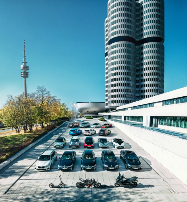 BMW그룹은 2021년까지 전기화 모델 100만대 생산을 넘어설 계획이다