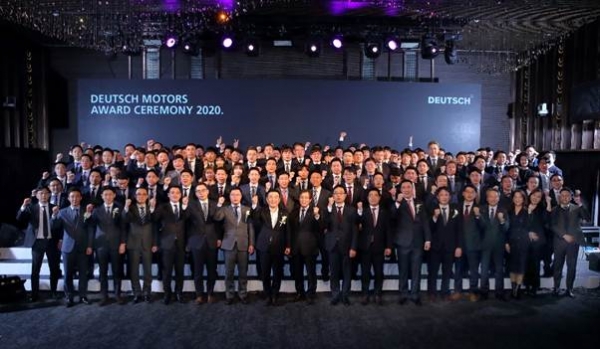 도이치 모터스 어워드 세레모니 2020 수상자 단체사진