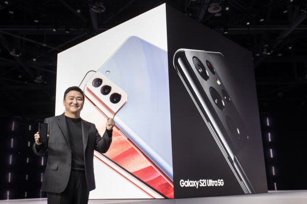 갤럭시21을 소개하는 노태문 사장 (제공 삼성전자)