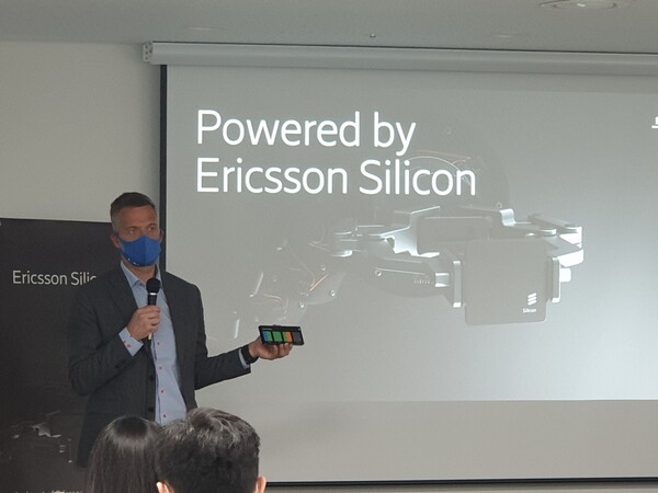 호칸 셀벨 에릭슨LG CEO가 에릭슨 실리콘 데이에서 설명하고 있다 [사진 : 백연식 기자]
