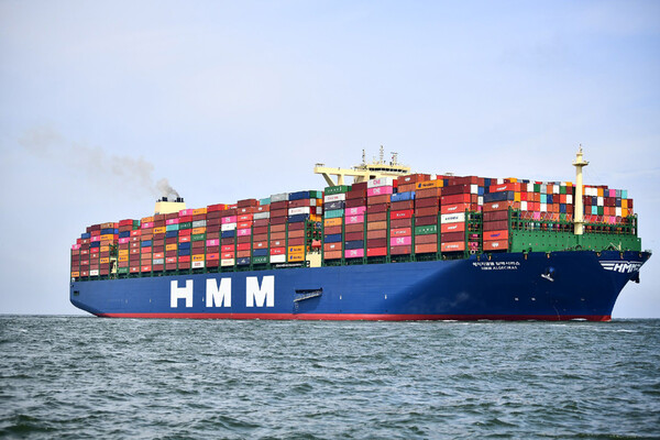 HMM's world's largest container ship'Algeciras'