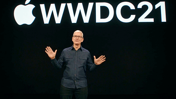 WWDC 21 개막 연설에 나선 팀 쿡 애플 CEO [사진: 애플]
