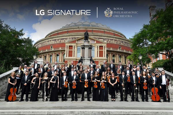 LG Electronics announced the ultra-premium value of 'LG SIGNATURE' in partnership with the British Royal Philharmonic Orchestra. LG Electronics, an official partner, sponsors this year's performance season to commemorate the 75th anniversary of the Royal Philharmonic Orchestra with LG Signature. [Photo: LG Electronics]