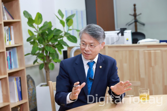 민형배 의원(더불어민주당) 모습 [사진: 민형배 의원실]