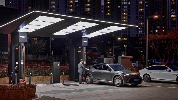 제네시스 강남 전기차 충전소 [사진: 현대차]