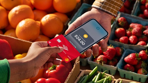 애플 탭 투 페이(Tap to Pay) 기능 구현 사례 [사진: 애플]