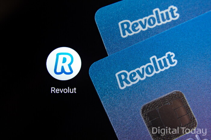 영국 핀테크 기업 레볼루트(Revolut)가 설립 7년 만에 40개국에서 서비스를 출시하며 기업가치 330억달러(약 42조원)를 기록했다. [사진: 셔터스톡]