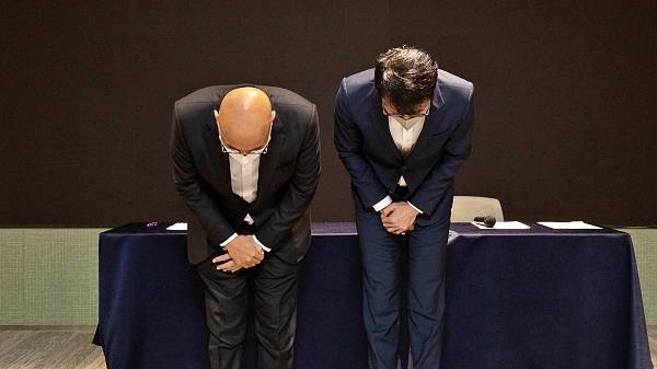 남궁훈, 홍은택 카카오 각자 대표가 19일 기자회견을 열고 장애 및 피해 보상에 대해 발표했다 [사진: 카카오]