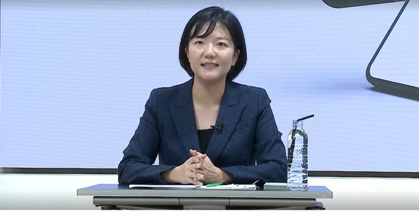 최수연 네이버 대표 지난해 연봉 11억원 수령...주가 연동 상여금 0원