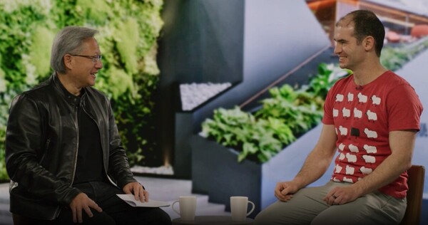 젠슨 황 엔비디아와 CEO(왼쪽)와 오픈AI 공동 창업자 수츠케버가 대담하고 있다. [사진: 엔비디아]