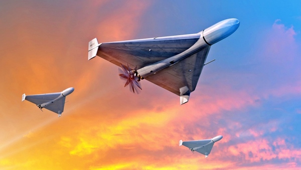 군용 AI 킬러 드론에 의한 아군 공격 위험성이 제기됐다 [사진: 셔터스톡]