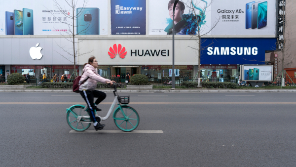 중국의 애플, 화웨이, 삼성 매장 [사진: 셔터스톡]