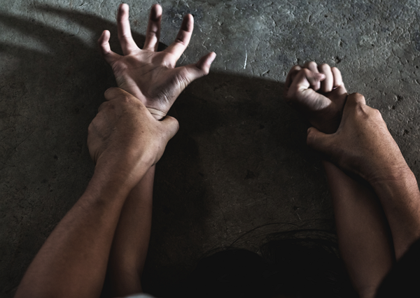 전국에서 동거하는 성범죄 전과자가 200여명이 넘는 것으로 나타났다 [사진: 셔터스톡]