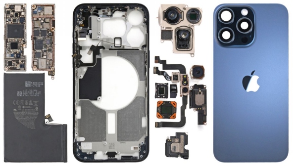 애플 아이폰15 프로 배터리 및 내부 부품도 [사진: iFixit]