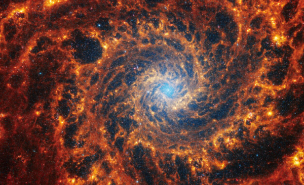 NASA 제임스웹이 촬영한 은하 NGC628 [사진: NASA]