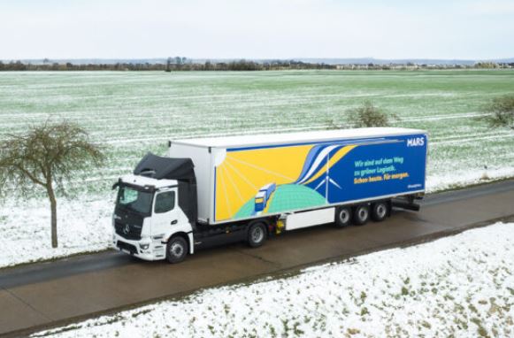 마스(Mars Inc.)가 스웨덴 자율주행 트럭 회사 아인라이드(Einride)와 제휴해 300대의 대형 전기 트럭을 도입할 예정이다. [사진: 마스]