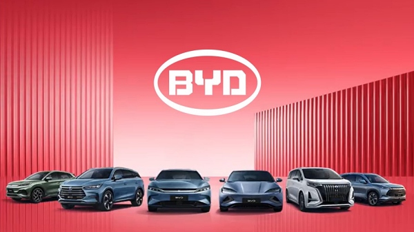 중국 전기차 제조업체 '비야디'(BYD)가 전기차 가격을 대폭 인하해 시장 경쟁을 더욱 격렬하게 만들고 있다.  [사진: BYD]