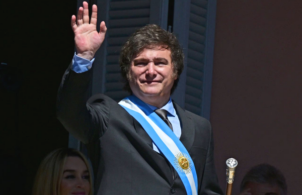 하비에르 밀레이 아르헨티나 대통령이 임기를 시작한다. [사진: AFP 연합뉴스]