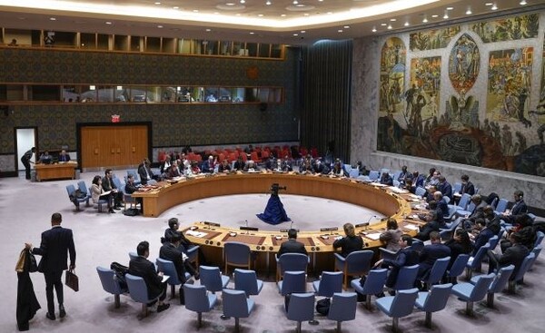 국제연합(유엔) 안전보장이사회(안보리)가 팔레스타인을 유엔 정회원국으로 받아들일지 여부를 결정하는 결의안을 표결에 부쳤지만, 미국의 반대로 불발됐다. [사진: AP연합뉴스]