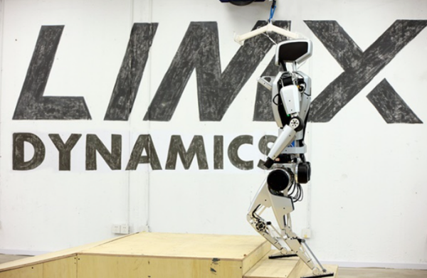 중국 림엑스 다이나믹스의 2족보행 휴머노이드 CL-1의 모습. [사진: 림엑스 다이나믹스]