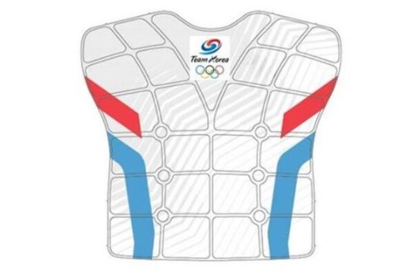 대한민국 국가대표 선수들의 더위를 식혀 줄 쿨링 장비인 '쿨링 재킷' [사진: 대한체육회]