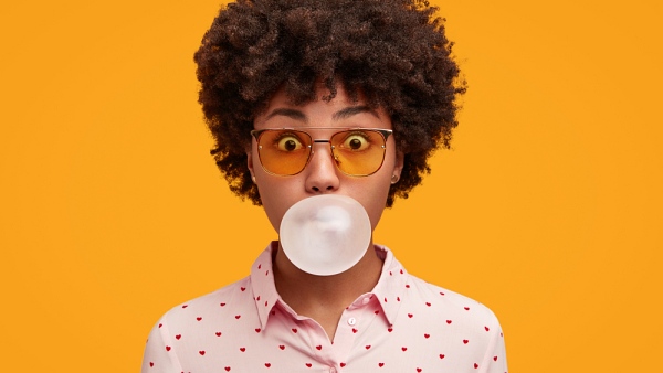 껌을 삼키는 것이 건강에 해가 될까? [사진: 셔터스톡]