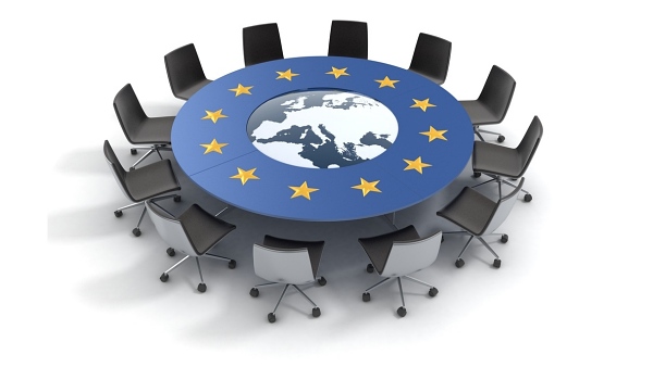 유럽의회가 스마트폰 및 가전제품 등 수리 의무화 법안을 발효했다. [사진: 셔터스톡]