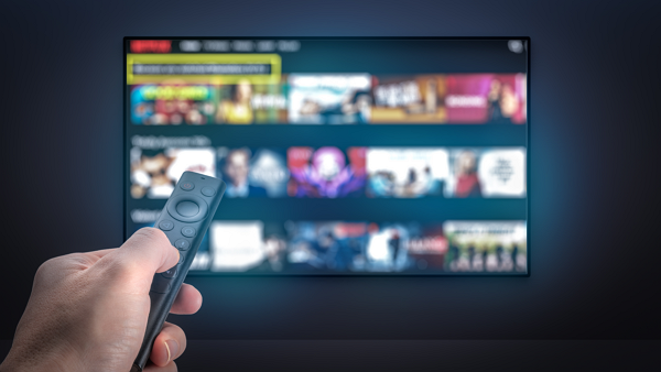 오래된 안드로이드 버전에서 실행되는 스트리밍 기기 수백만대가 악성 소프트웨어에 감염돼 해커의 위협에 노출됐다는 분석이 나왔다. [사진: 셔터스톡]