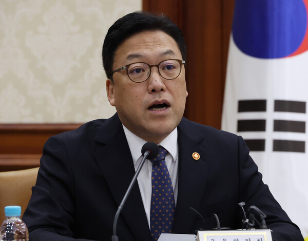 [2024국감] \"한국 가상자산 시장 업비트 독과점 심화\"...\"케이뱅크 상장 문제 없나?\"