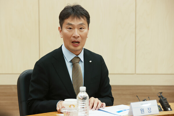 금감원장 \"가상자산시장 변동성 확대...이상거래 감시 강화하겠다\"