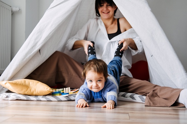 부모들은 항상 고민한다. 아이들과 어떻게 놀아주면 좋을까. [사진: 셔터스톡]