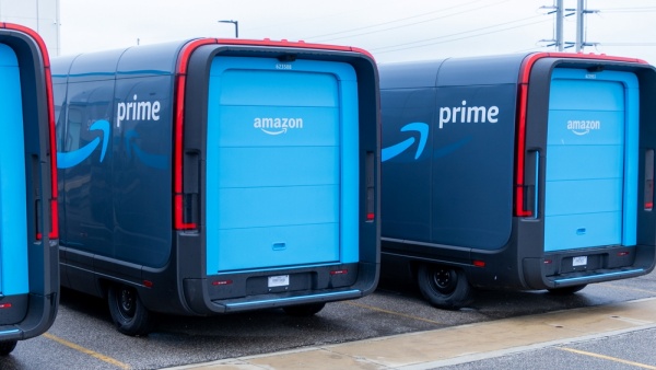 아마존 배송 차량 [사진: 셔터스톡]