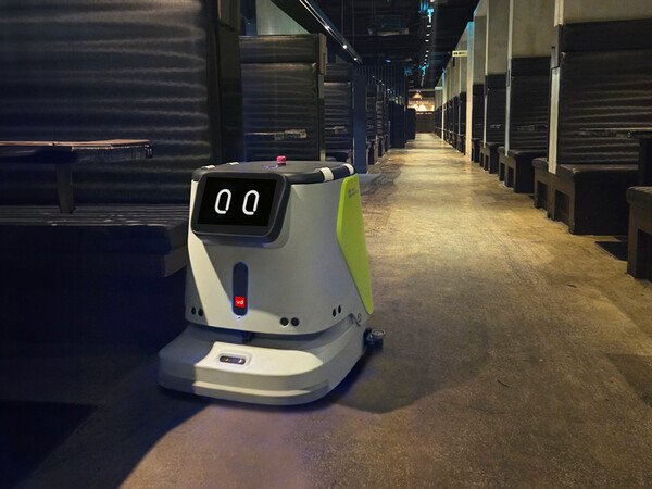 브이디컴퍼니의 청소로봇 ‘클리버’ [사진: 브이디컴퍼니]