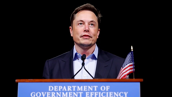 트럼프 2기 행정부에서 정부효율부(DOGE)를 이끌고 있는 일론 머스크 [사진: Reve AI]