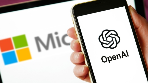 오픈AI와 MS 간의 입장 차이로 인해 갈등의 조짐이 보인다는 보도가 나왔다. [사진: 셔터스톡]