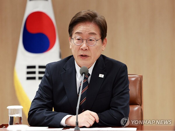 이재명 대통령이 지난 9일 서울 용산 대통령실 청사에서 열린 비상경제점검 2차 태스크포스(TF) 회의에서 발언하고 있다. [대통령실통신사진기자단, 연합뉴스]