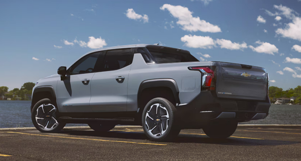 2026년형 쉐보레 실버라도 EV [사진: 쉐보레]