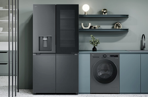  LG전자 프렌치도어 냉장고와 일체형 세탁건조기 '히트펌프 워시콤보' 신제품 [사진: LG전자]