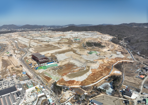 SK하이닉스 용인 반도체 클러스터 1기 팹 공사 현장(2025년 2월 기준) [사진: SK하이닉스]