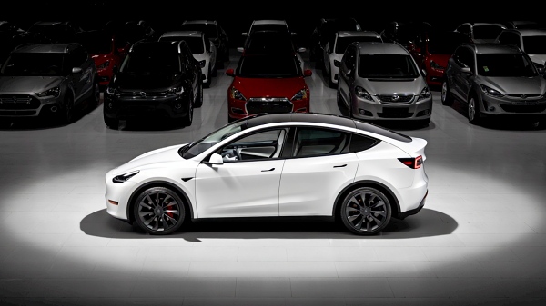 모델Y 등 테슬라 전기차가 여전히 독보적인 경쟁력을 유지하고 있다 [사진: Reve AI]