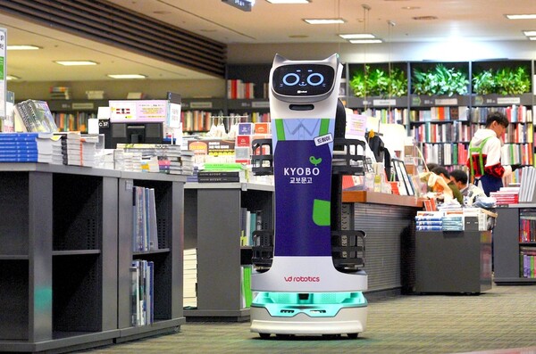 브이디로보틱스 서비스로봇 벨라봇 [사진: 브이디로보틱스]