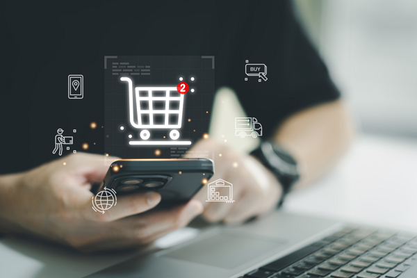 연말 쇼핑 시즌을 맞아 AI를 활용하는 소비자가 급증하고 있다. [사진: 셔터스톡]