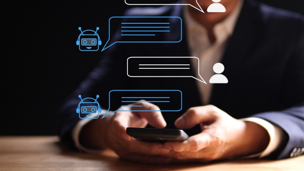 AI 챗봇이 개인정보를 침해할 수 있다. [사진: 셔터스톡]