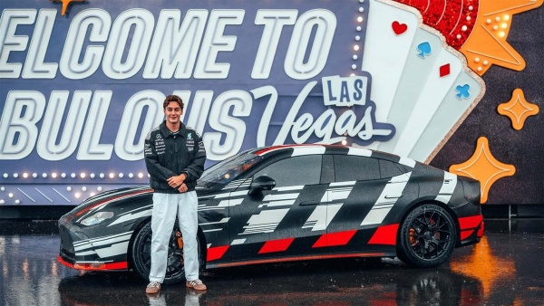 AMG C590은 AMG의 첫 번째 순수 전기 스포츠카로, 포르쉐 타이칸을 정조준하고 있다. [사진: 메르세데스-AMG]