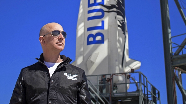 [데일리픽] 비트코인 30% 폭락 신호...블루오리진, 위성 인터넷 시장 본... - 뉴스 썸네일 이미지