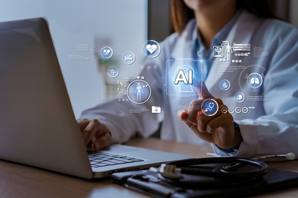 직장 AI 확산 빨라졌다…美 직원 절반이 사용