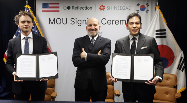 신세계그룹, 리플렉션AI와 '리테일 AI 혁신' 추진…오픈AI 협업은 중단